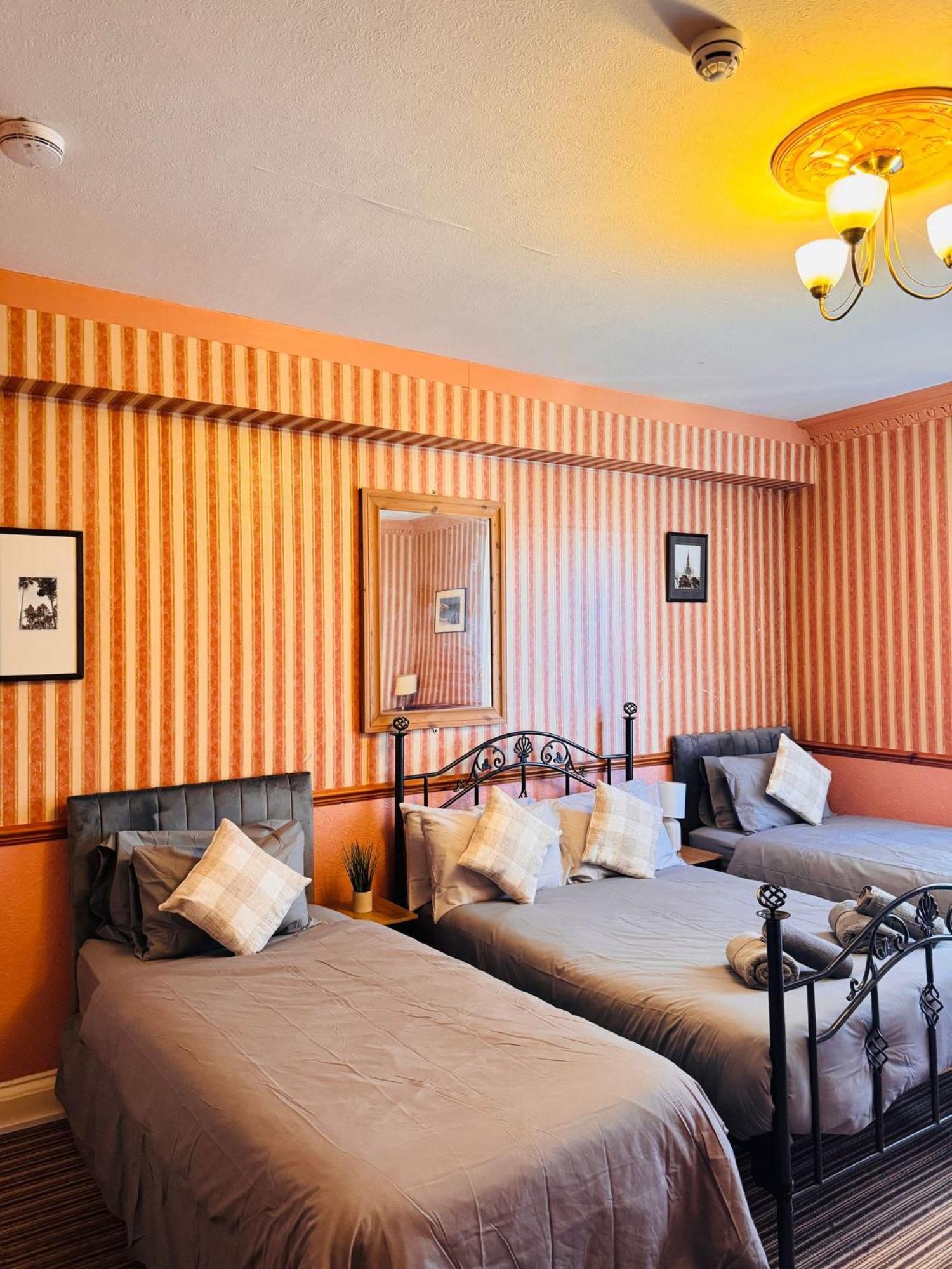 Edinburgh Travel Guest House Εξωτερικό φωτογραφία