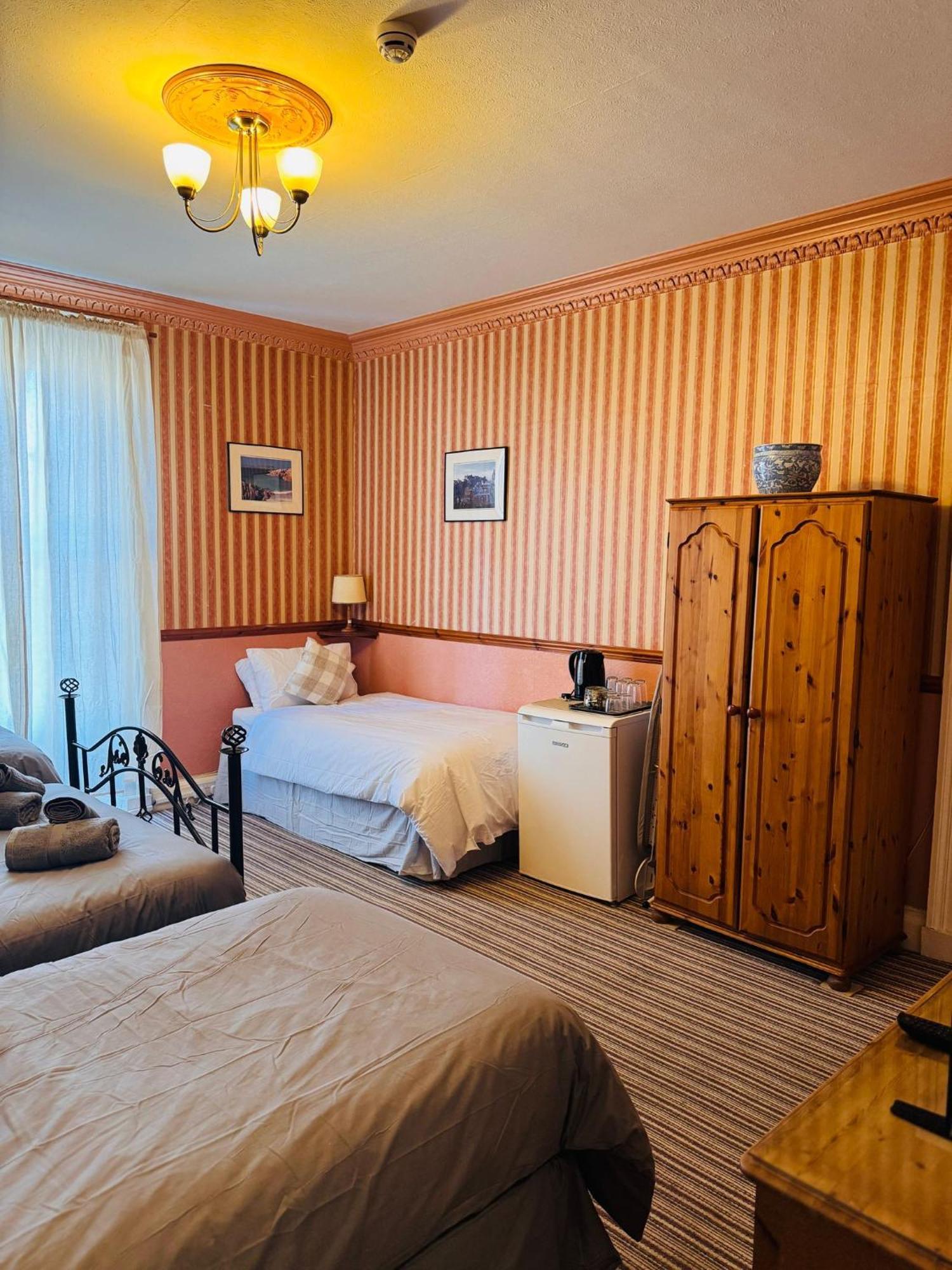 Edinburgh Travel Guest House Εξωτερικό φωτογραφία