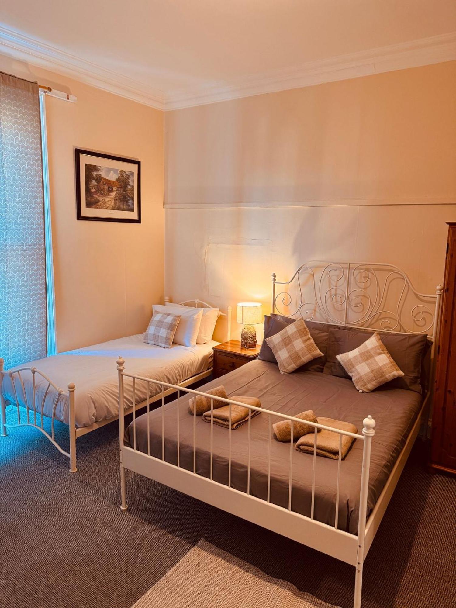 Edinburgh Travel Guest House Εξωτερικό φωτογραφία