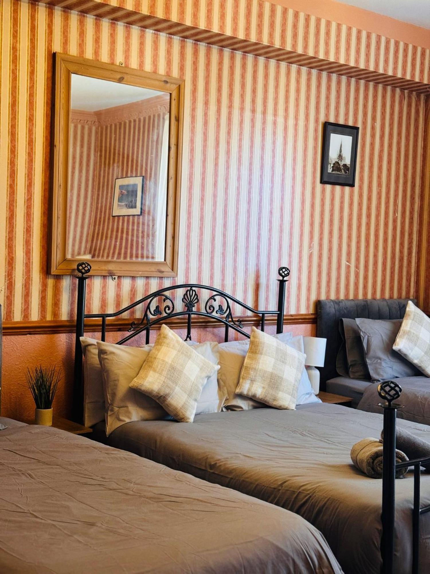 Edinburgh Travel Guest House Εξωτερικό φωτογραφία
