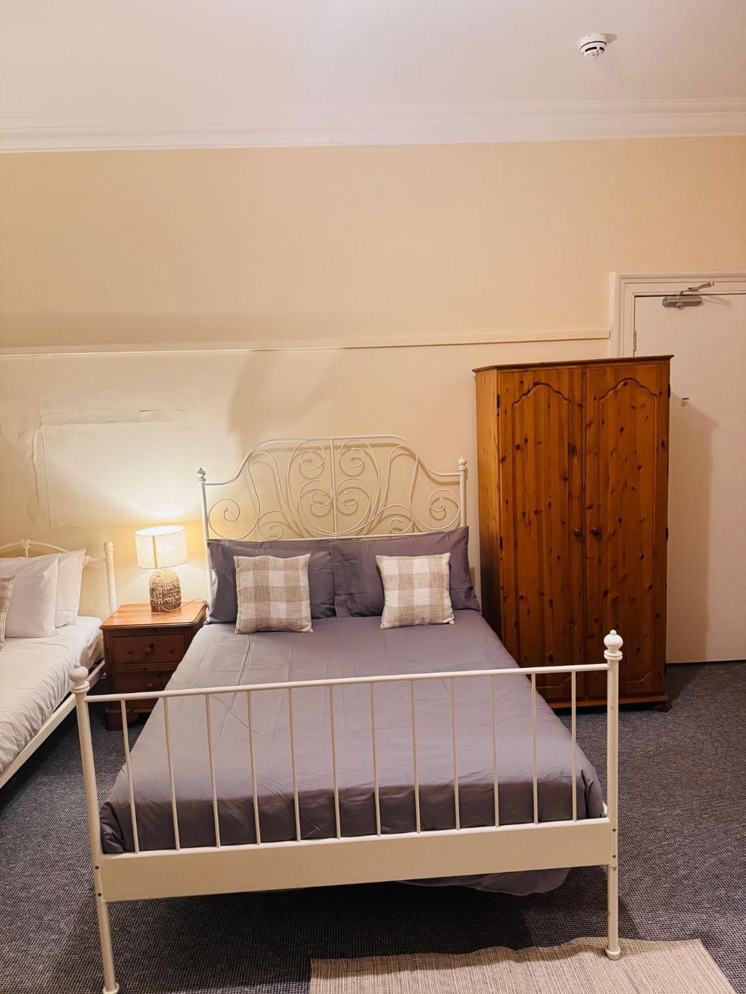 Edinburgh Travel Guest House Εξωτερικό φωτογραφία