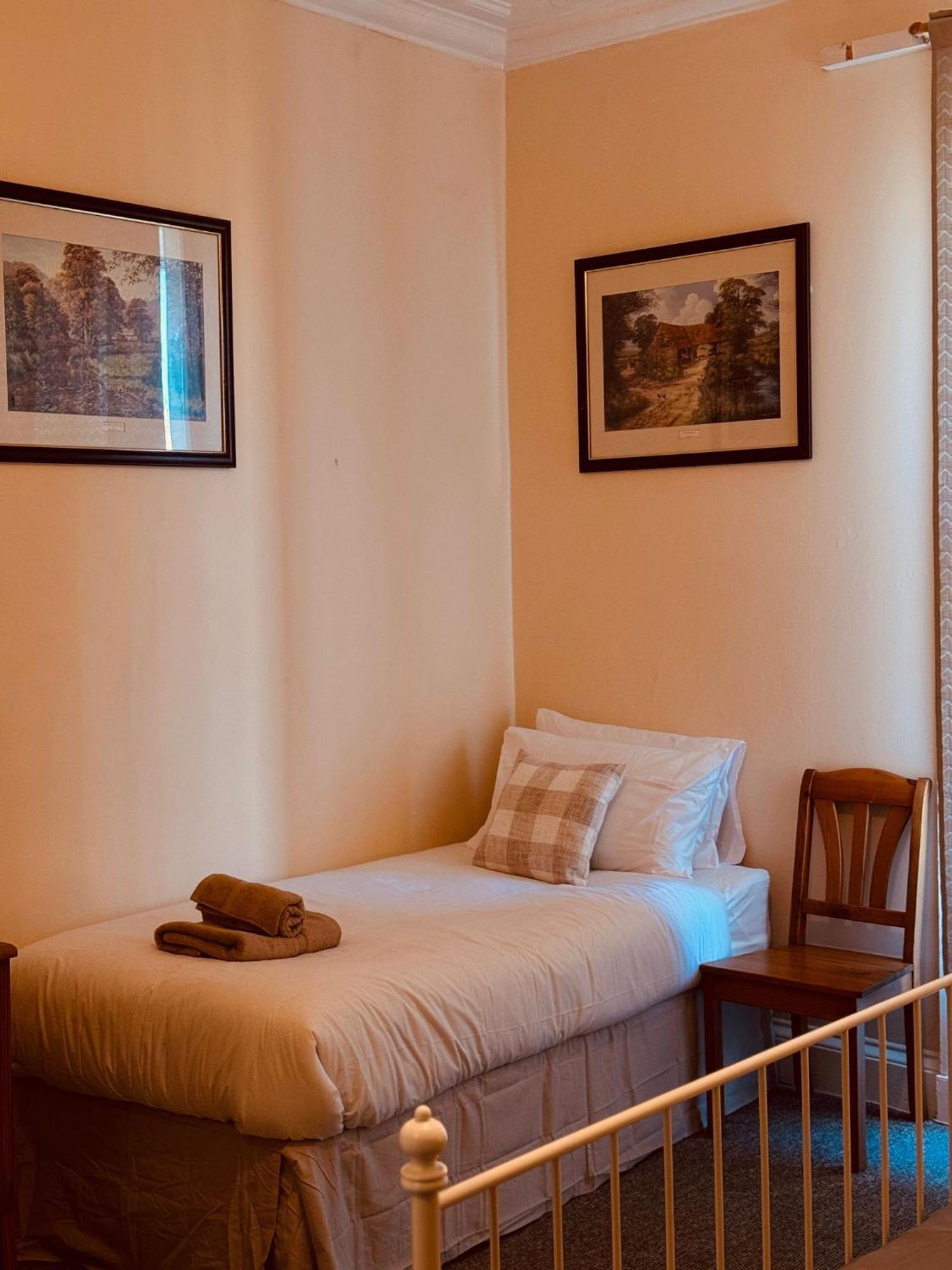 Edinburgh Travel Guest House Εξωτερικό φωτογραφία
