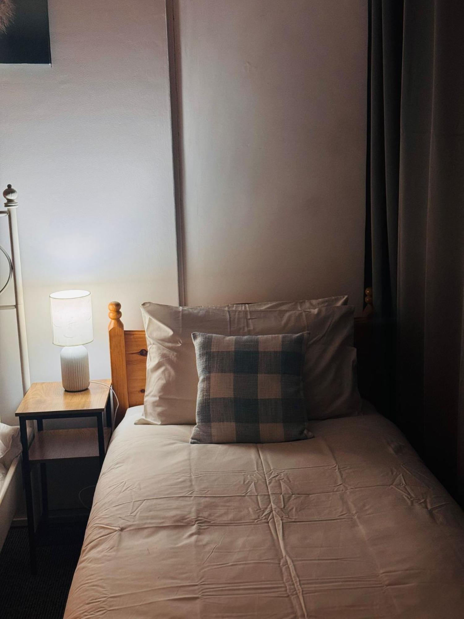 Edinburgh Travel Guest House Εξωτερικό φωτογραφία