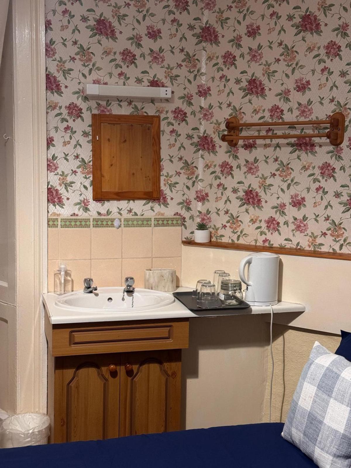 Edinburgh Travel Guest House Εξωτερικό φωτογραφία