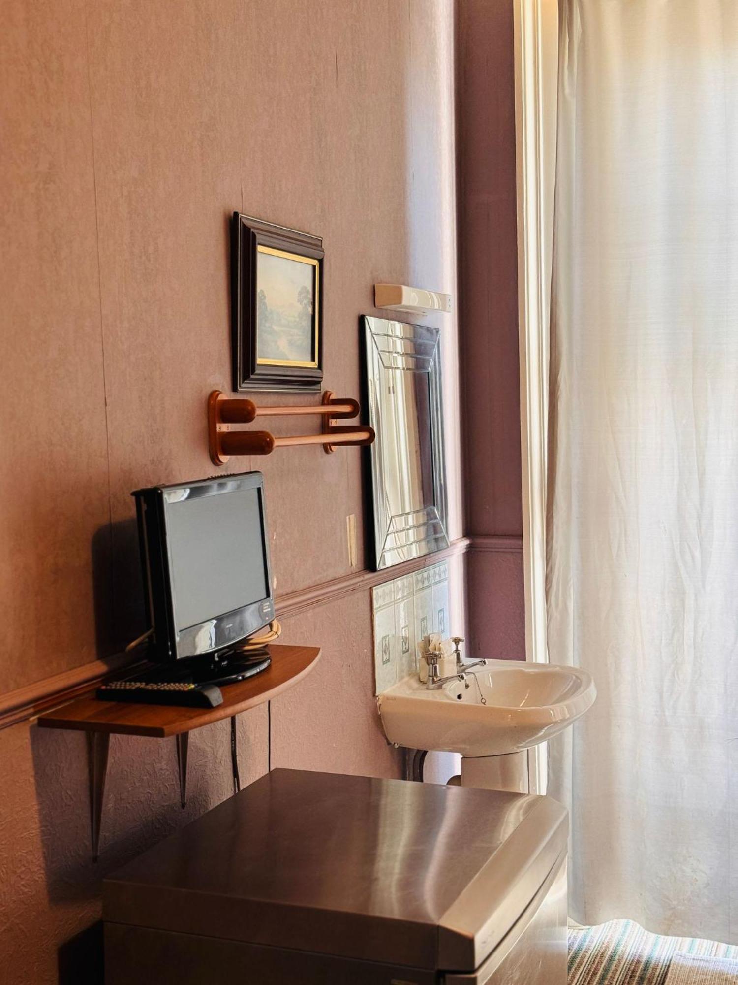 Edinburgh Travel Guest House Εξωτερικό φωτογραφία